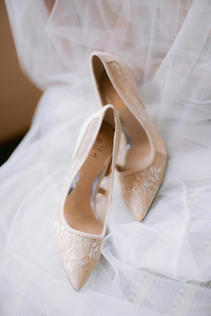 Zapatos artesanales de novia
